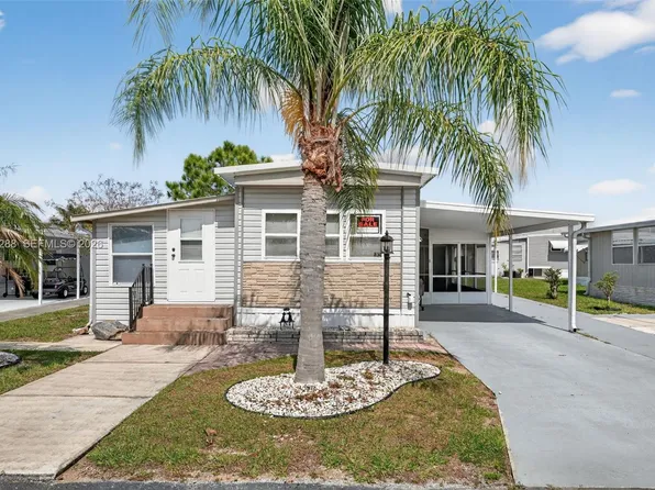 69 Empire Ter, Haines City, FL 33844