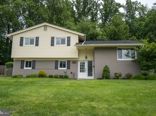 3512 Brookwood Dr, Fairfax, VA 22030