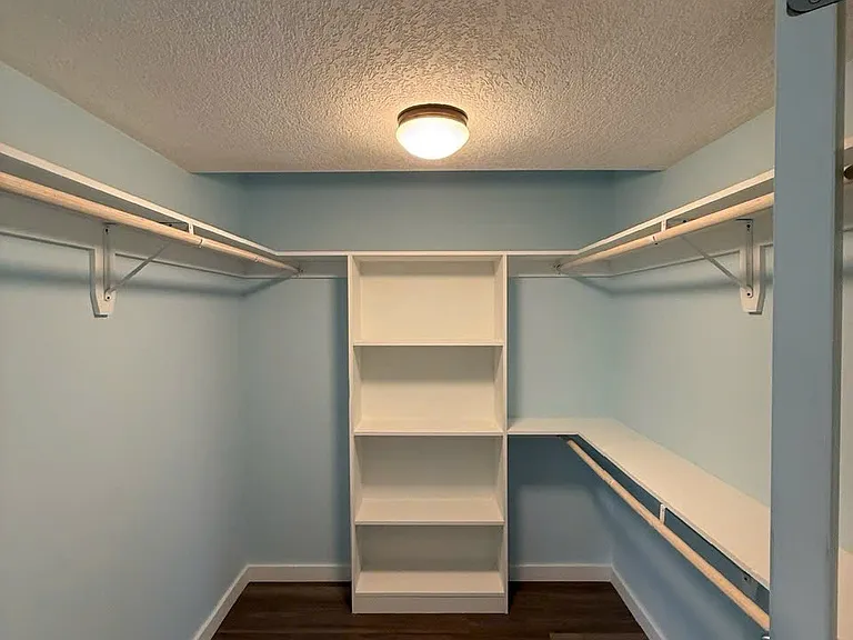 125 Sharon Dr — Photo 29