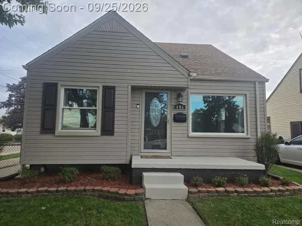 486 Lincoln Ave, Lincoln Park, MI 48146
