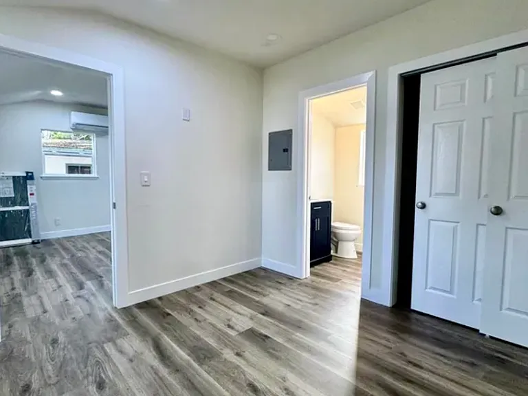467 S Buena Vista Ave #17 — Photo 6