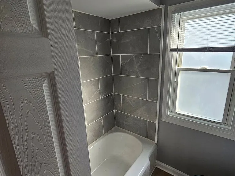 4196 Buckingham Elite Ave — Photo 2