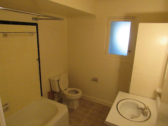 4th image of 103 S Cooper St APT 2