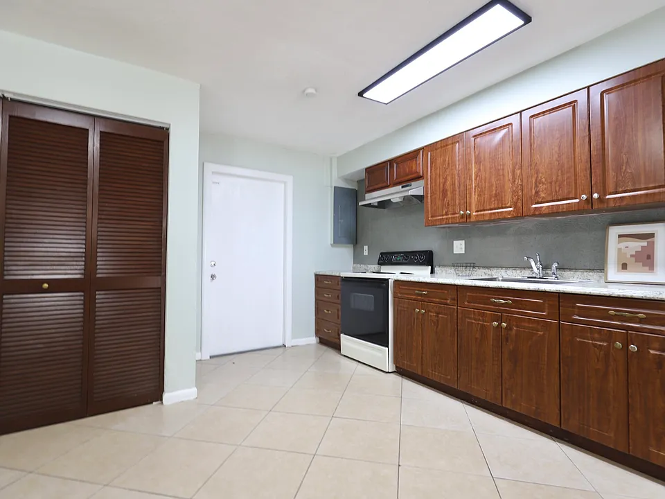 4533 Ohio Ave #4533
