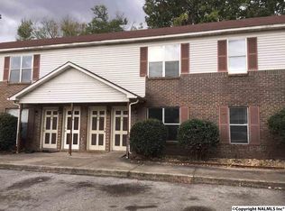 1004 Henry Dr, Athens, AL 35611