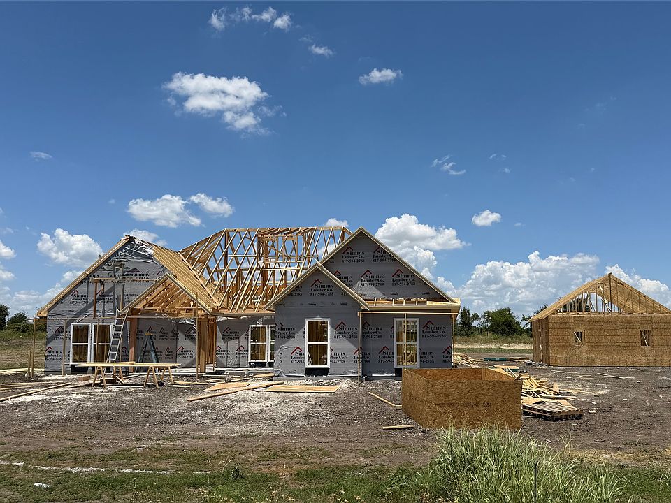 2nd image of 2021 Collin St