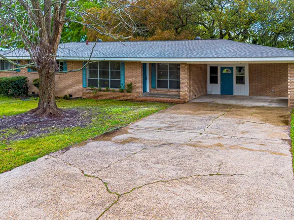 102 Wicklow Blvd, New Iberia, LA 70563