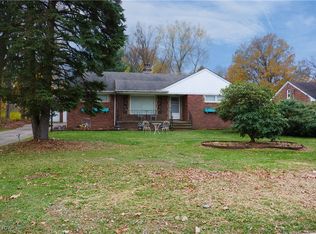 25846 Highland Rd, Richmond Heights, OH 44143