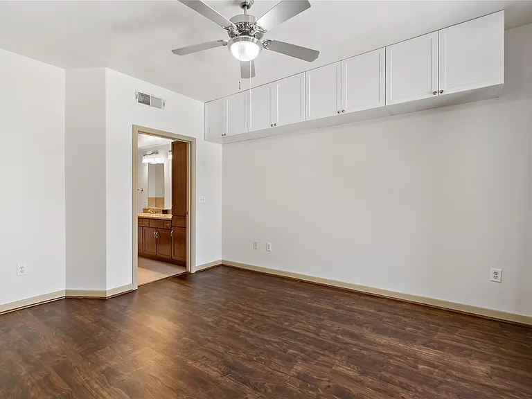 505 Jackson Hill St #103 — Photo 13