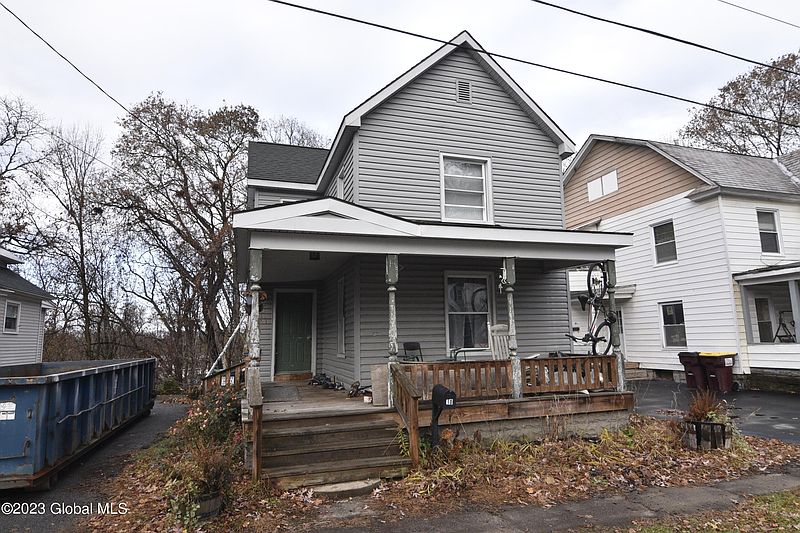 2nd image of 10 Weston Avenue