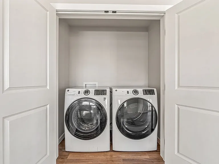 Asher Apartments - LIMITED-TIME OFFER 8 WEEKS FREE! — Photo 143