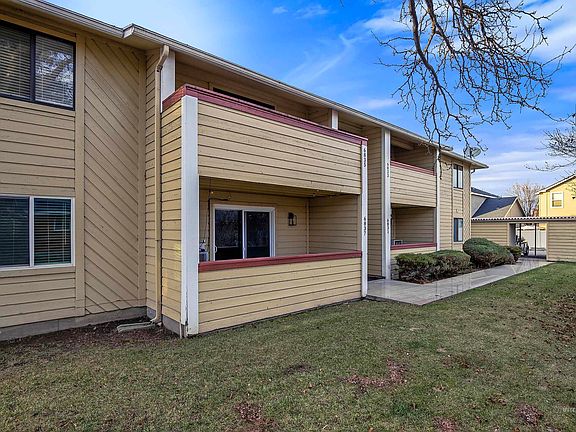 2nd image of 6835 W Colehaven Ln #22