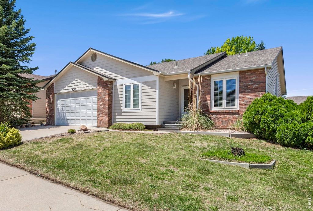 526 Dunraven Dr