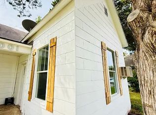 1001 W Minnesota Ave #B, Chickasha, OK 73018