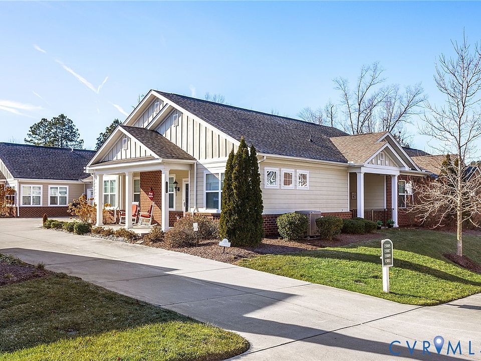 1st image of 15009 Dogwood Villas Pl