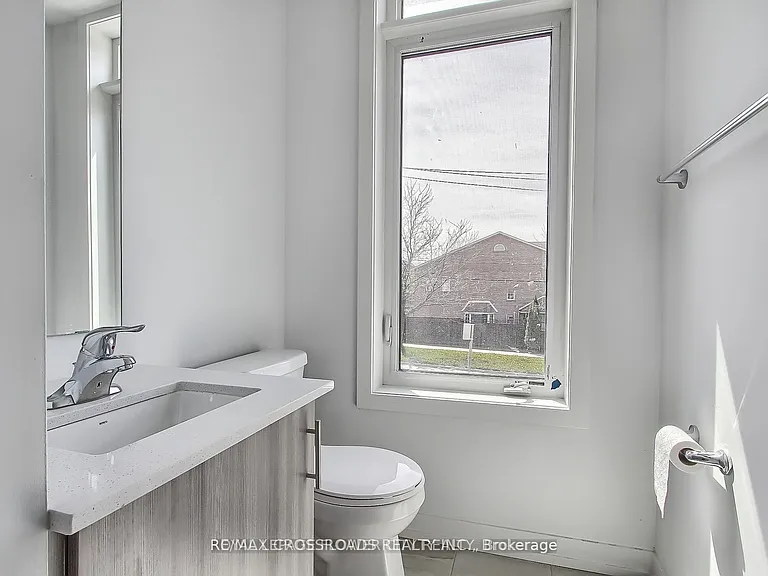 98 Bartley Dr — Photo 17