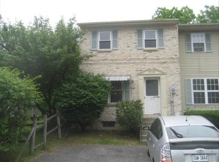 402 Old Forge Dr, Bath, PA 18014