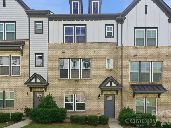 507 Upper Stone Cres, Charlotte, NC 28211