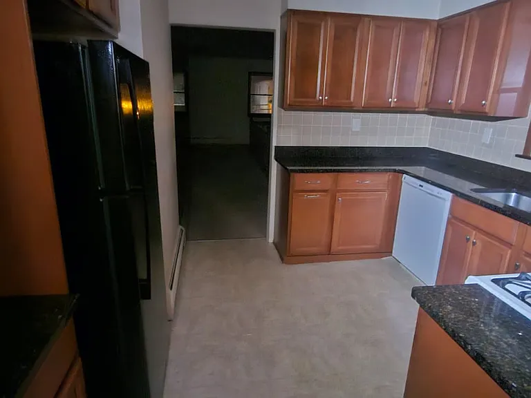 22 Riverside Dr #2 — Photo 14