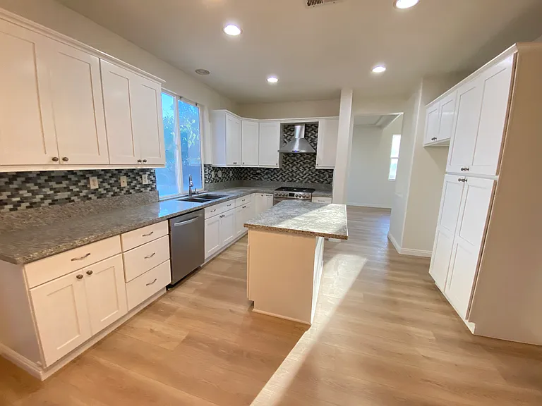 14173 Poppy View Ct — Photo 9