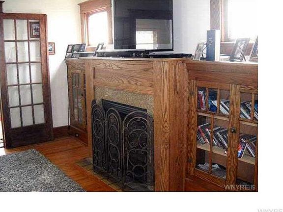 4th image of 135 Kinsey Ave