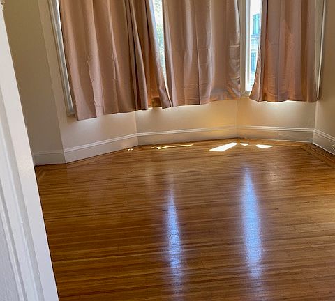 5th image of 1818 Walnut St #9