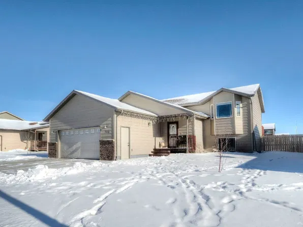 752 Radial Ln, Box Elder, SD 57719