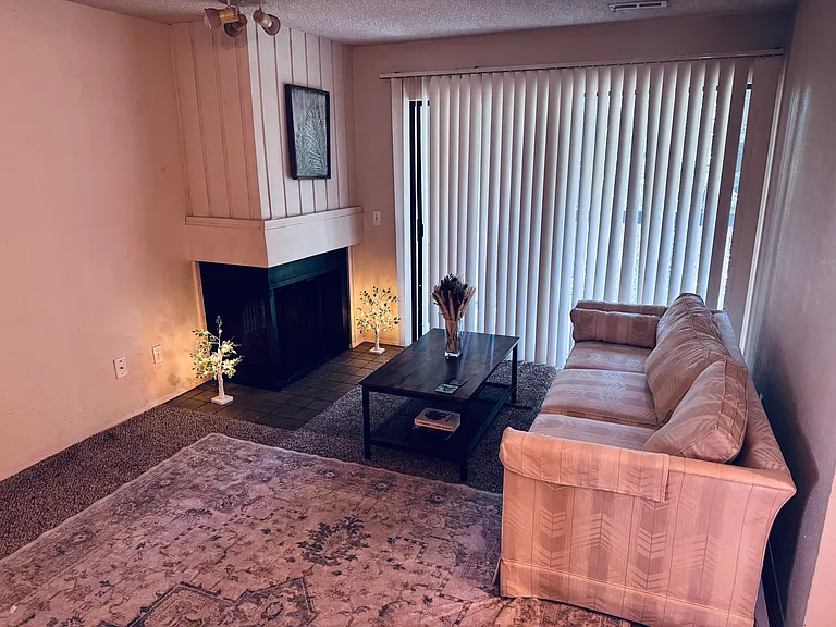 10819 NE 37th Pl #101 — Photo 11