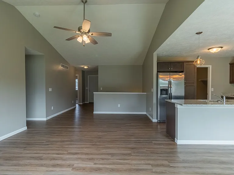 6241 Whitewater Ln — Photo 25