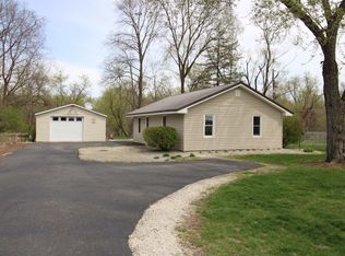 6492 W Olson Rd, Rochester, IN 46975