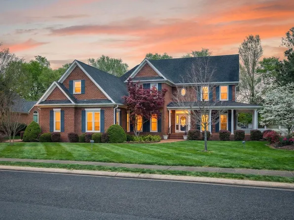 2814 Saint Johns Dr, Murfreesboro, TN 37129