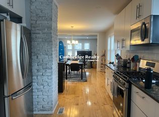 296 Arlington St #1T, Watertown, MA 02472