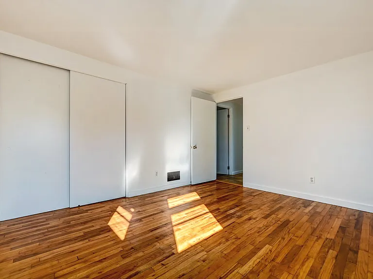 819 Fairview Ave — Photo 17