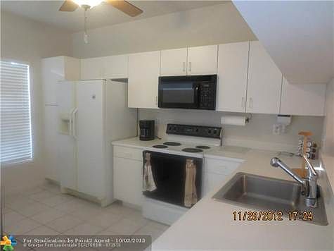 4th image of 849 Kokomo Key Ln #849