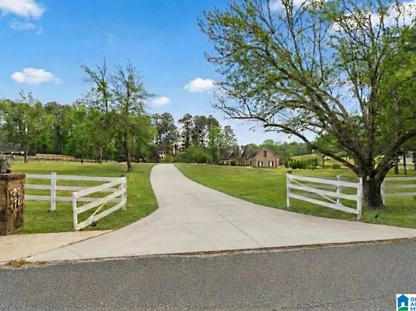 78 Lake Kathryn Dr, Sterrett, AL 35147