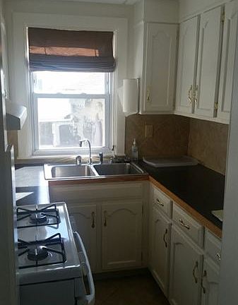 2nd image of 52 Homewood Ave