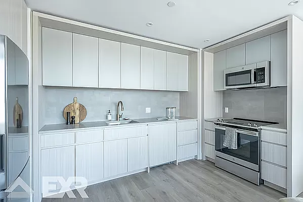 Rented by EXR | media 21