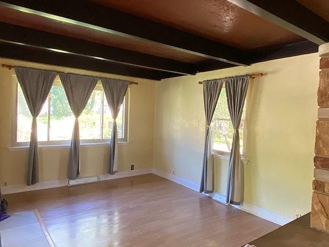 1st image of 1020 S Palmer Ave