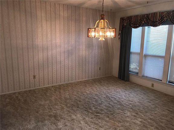 2nd image of 300 Montford Ct