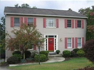 2010 Timber Ln, Aliquippa, PA 15001