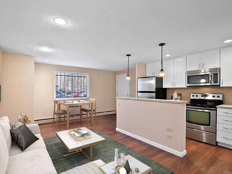 150 S Clarkson — Photo 2