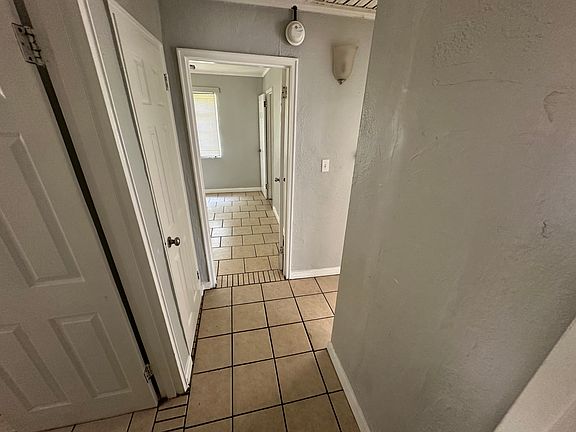 4th image of 1327 Williamson Rd #1327