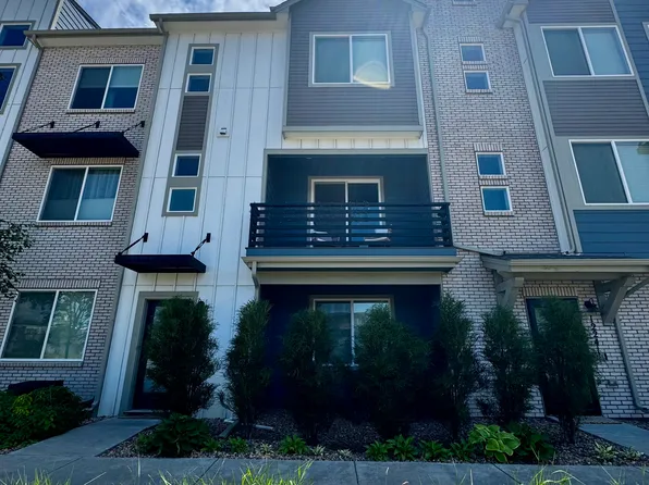 12231 W 57th Dr, Arvada, CO 80002