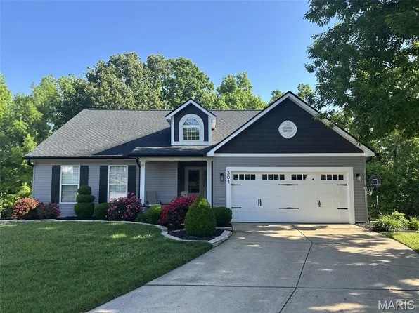301 Emmanuel Ct, Valley Park, MO 63088