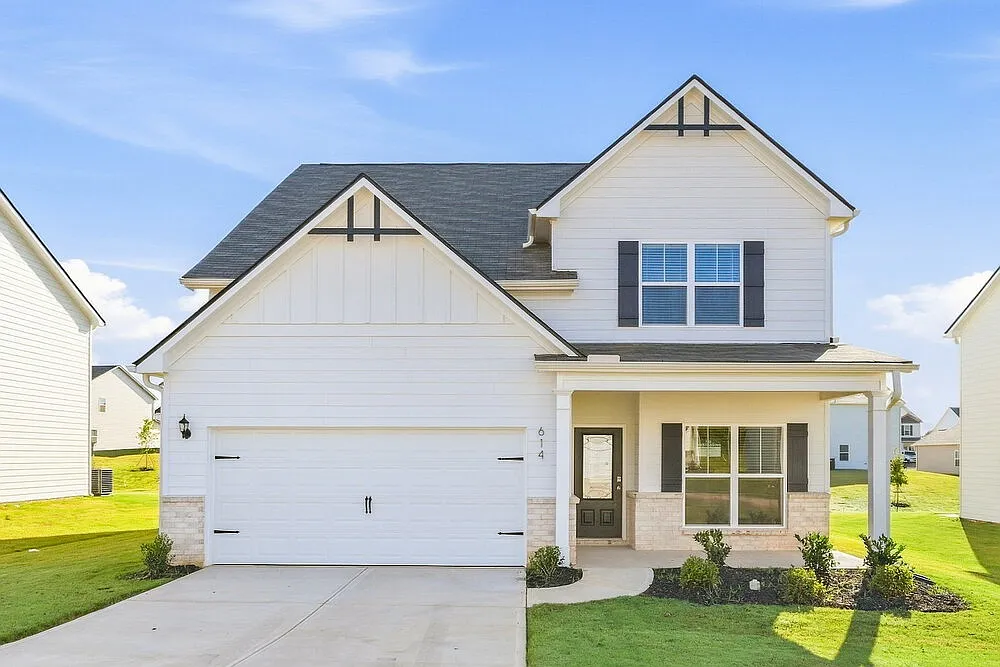 3 bed, 2.5 bath, 2087 sqft, $2,305 — Photo 1