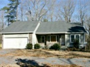 103 Palomino Rd, Eagle Springs, NC 27242