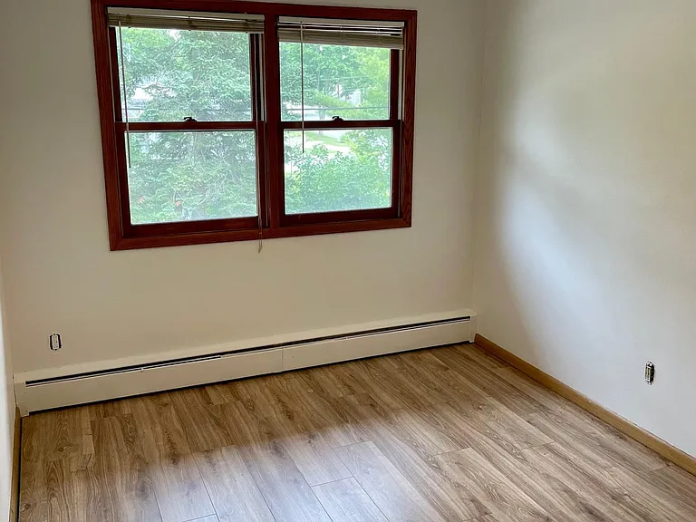 701 Pinecrest Dr #3 — Photo 8
