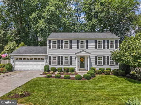 6362 Woodland Ridge Ct, Centreville, VA 20121