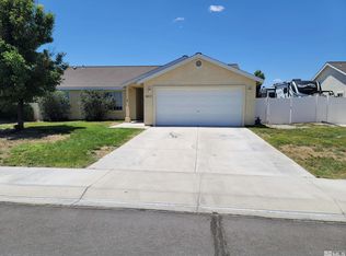 1462 Grey Bluffs Dr, Fernley, NV