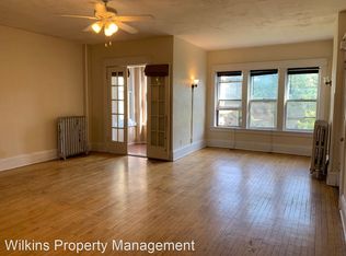 1237 N Cass St #4, Milwaukee, WI 53202